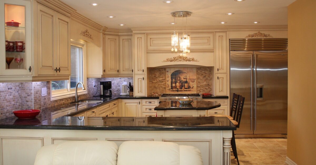 6 Benefits of Custom Cabinets for your kitchen