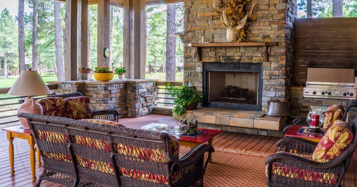 A brief about fireplace remodeling and its design trend?